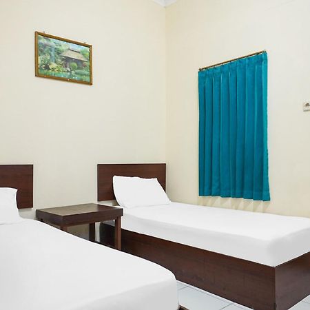 Hotel O Pekalongan Near Pasar Batik Setono Formerly Hotel Puspa Indah Kültér fotó