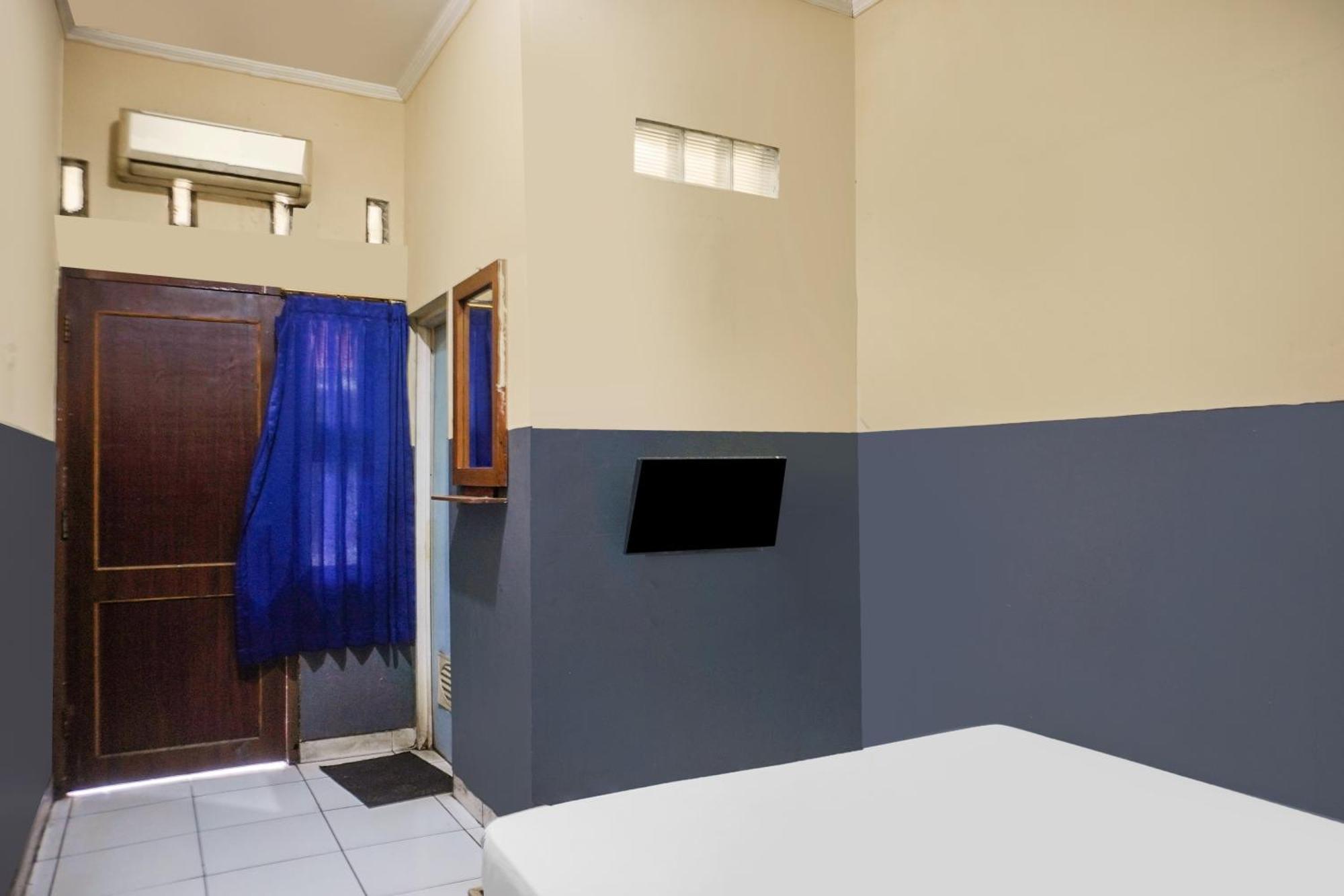Hotel O Pekalongan Near Pasar Batik Setono Formerly Hotel Puspa Indah Kültér fotó