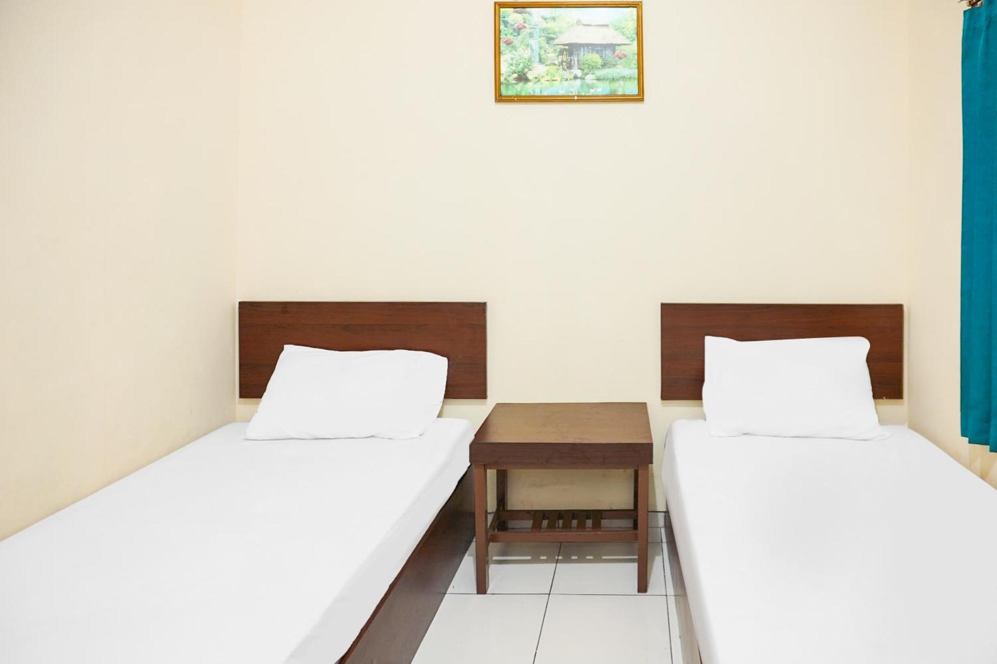 Hotel O Pekalongan Near Pasar Batik Setono Formerly Hotel Puspa Indah Kültér fotó